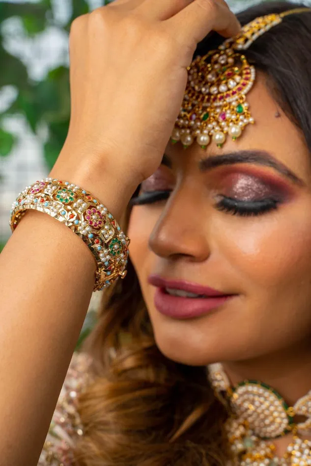 Earrings Attrangi Basic Thick Jadau Kada Earrings Attrangi Basic Thick Jadau Kada