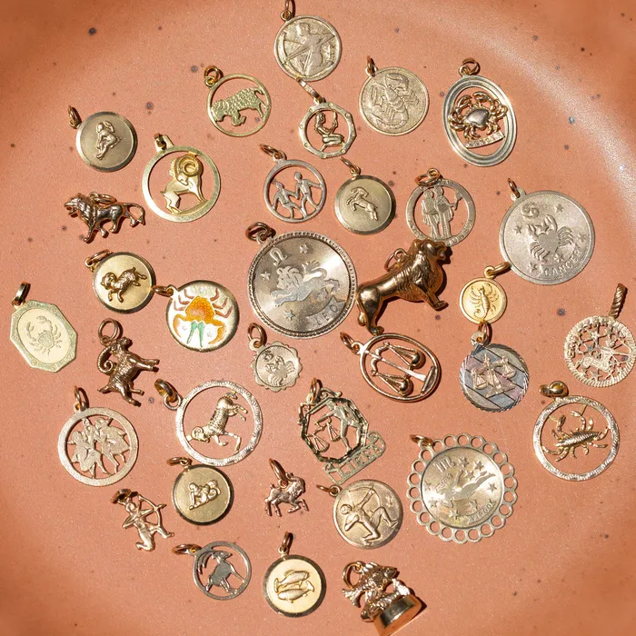 Vintage Cancer 14K Gold Disc Zodiac Charm Earrings
