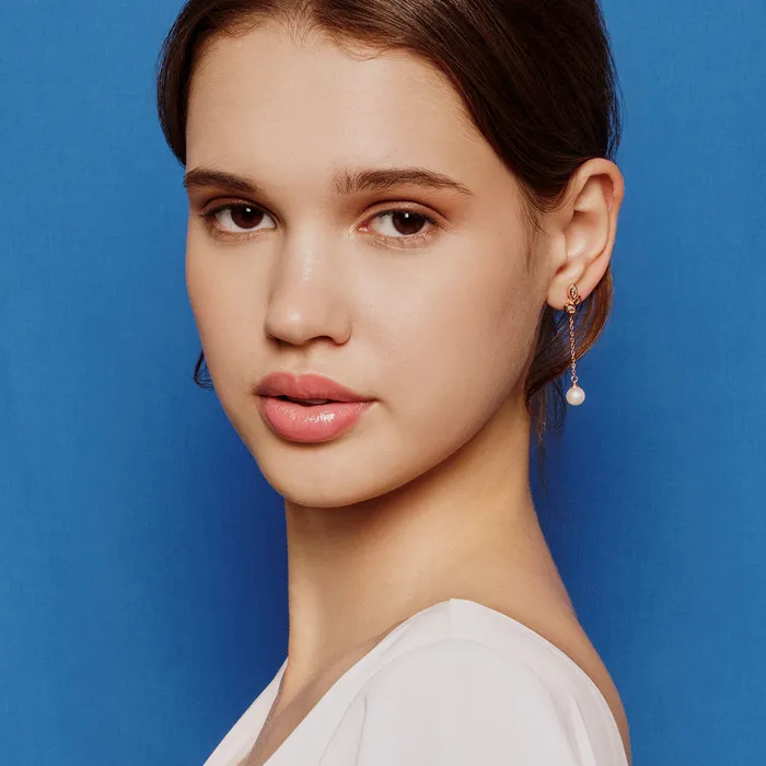 Earrings Pearly Lustre Elegant Freshwater Pearl Earrings WE00299 GARDENS