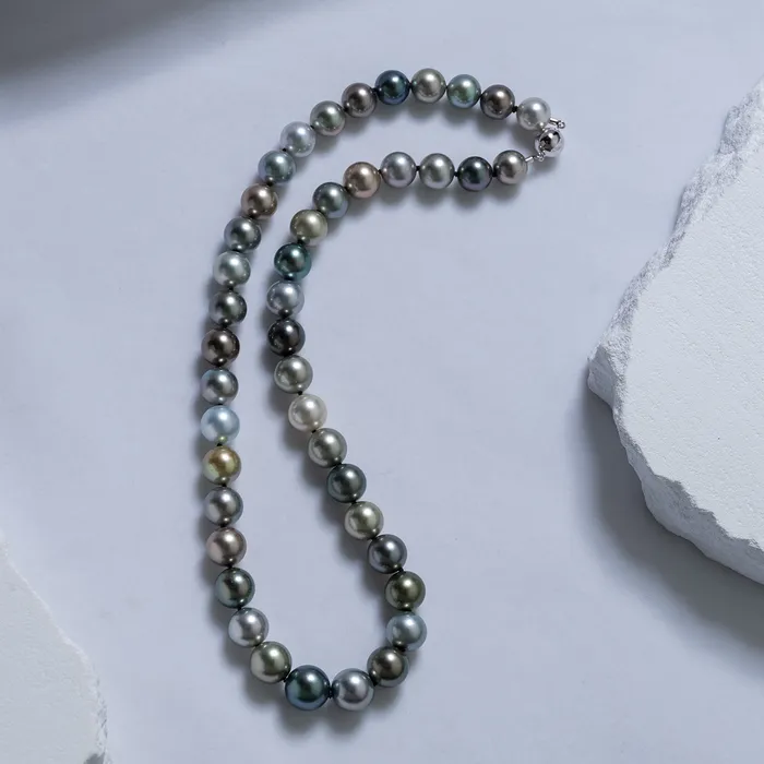 Necklaces 18K Gold Aurora Queen Tahitian Pearl Necklace KN00153 Pearly Lustre