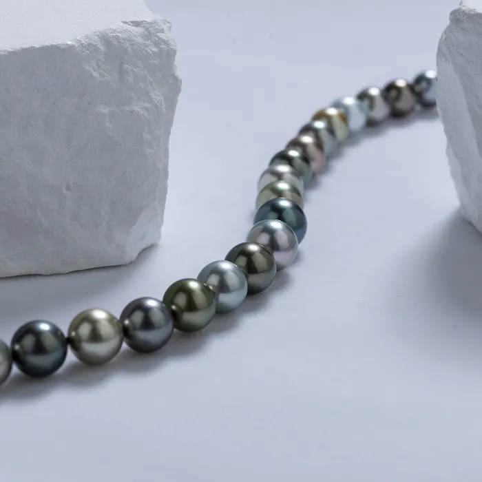 Necklaces 18K Gold Aurora Queen Tahitian Pearl Necklace KN00153 Pearly Lustre