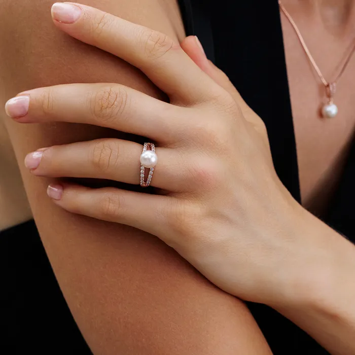 Pearly Lustre New Yorker Freshwater Pearl Ring WR00252 Rings