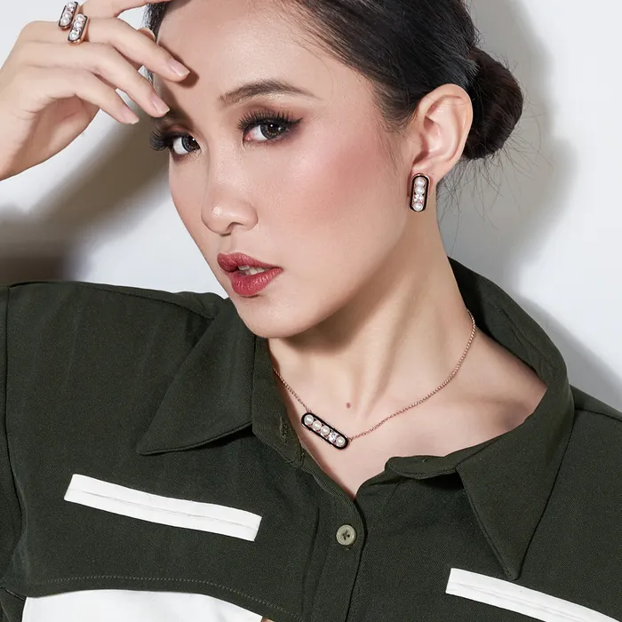 Top Grade Freshwater Pearl Earrings WE00535 DECO Pearly Lustre Earrings