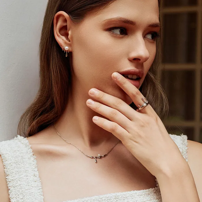 Top Grade Freshwater Pearl Ring WR00239 FLUID Pearly Lustre Rings