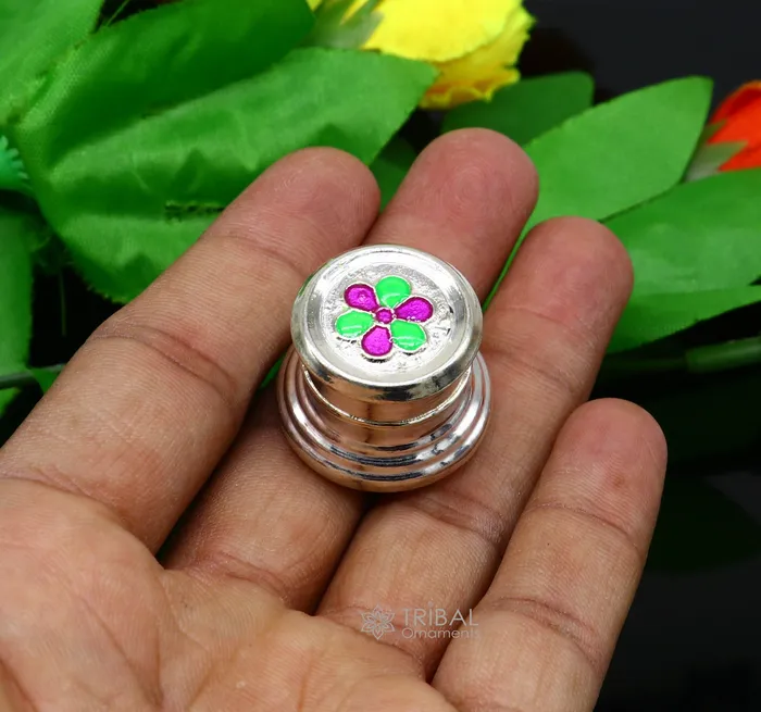 TRIBAL ORNAMENTS Rings 999 pure silver trinket box kajal box brides round shape box flower design box container tobacco box eyeliner Sindur box gifting stb807